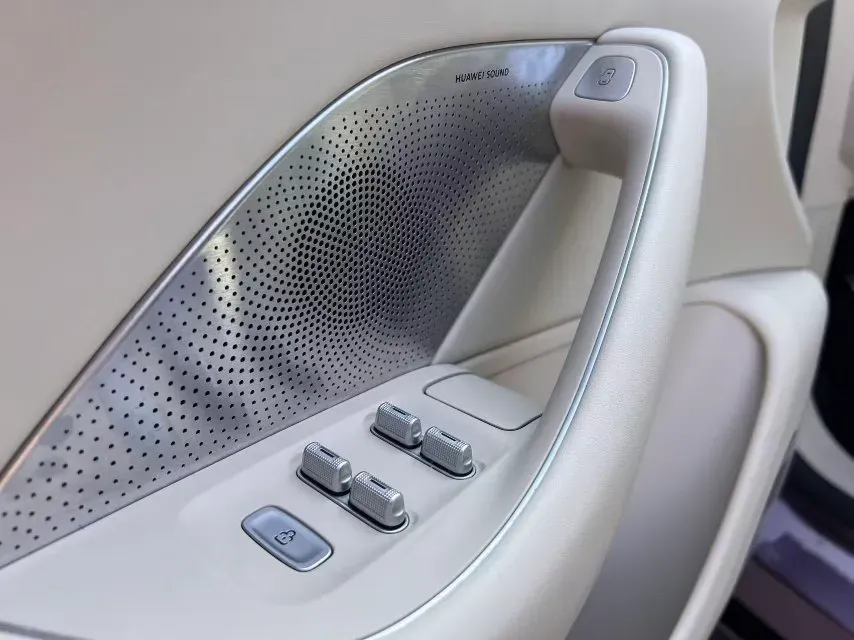 2024 HIMA R7 BEV 82KWH,autocango,china used car exporter,china ev exporter,chinese used car exporter,chinese used ev exporter