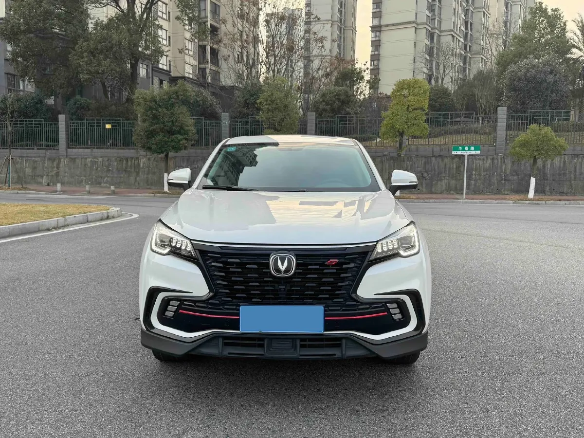 2021 ChangAn CS85 Coupe 1.5T 178HP L4 7DCT,autocango,china used car exporter,china ev exporter,chinese used car exporter,chinese used ev exporter