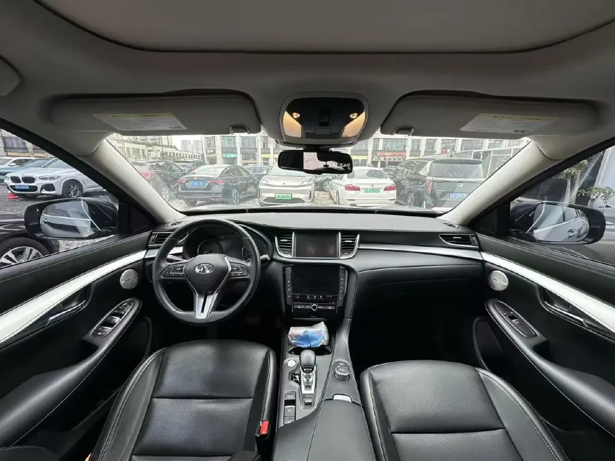 2018 Mitsubishi Pajero 3.0L 174HP V6 5AT,autocango,china used car exporter,china ev exporter,chinese used car exporter,chinese used ev exporter