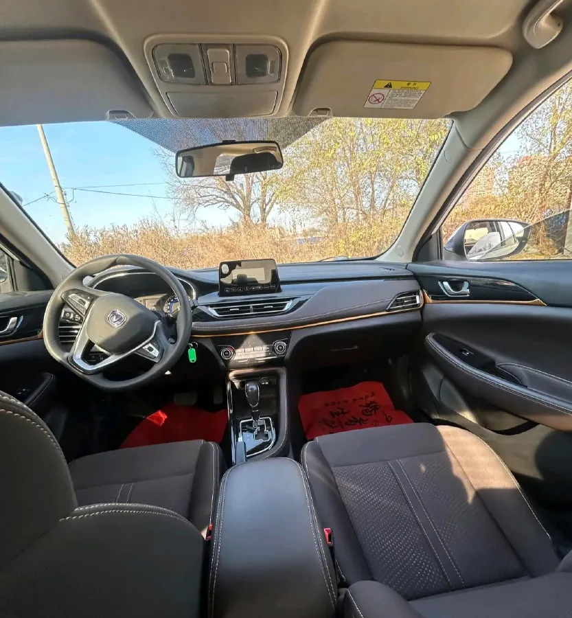 2019 ChangAn Eado DT 1.6L 125HP L4 4AT,autocango,china used car exporter,china ev exporter,chinese used car exporter,chinese used ev exporter