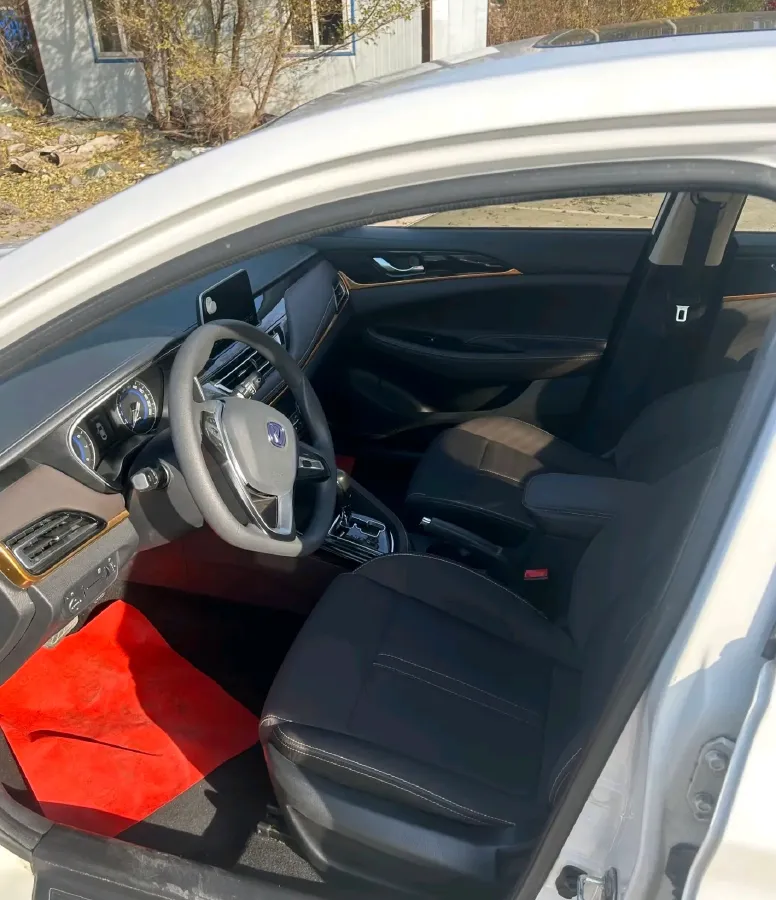 2019 ChangAn Eado DT 1.6L 125HP L4 4AT,autocango,china used car exporter,china ev exporter,chinese used car exporter,chinese used ev exporter