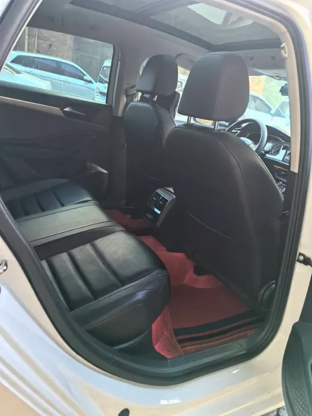 2019 Jeep Renegade 1.3T 173HP L4 7DCT,autocango,china used car exporter,china ev exporter,chinese used car exporter,chinese used ev exporter