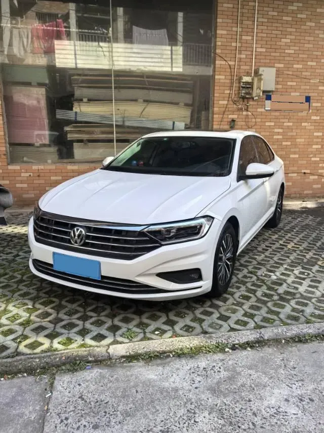 2019 Jeep Renegade 1.3T 173HP L4 7DCT,autocango,china used car exporter,china ev exporter,chinese used car exporter,chinese used ev exporter