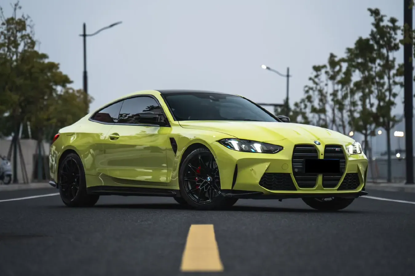 2024 BMW M4 3.0T 530HP L6 8AT,autocango,china used car exporter,china ev exporter,chinese used car exporter,chinese used ev exporter