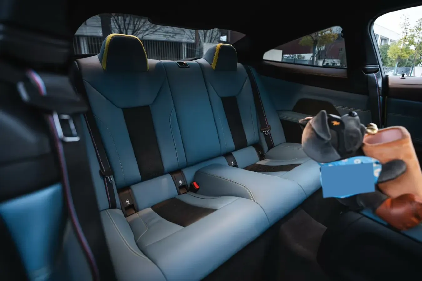 2024 BMW M4 3.0T 530HP L6 8AT,autocango,china used car exporter,china ev exporter,chinese used car exporter,chinese used ev exporter