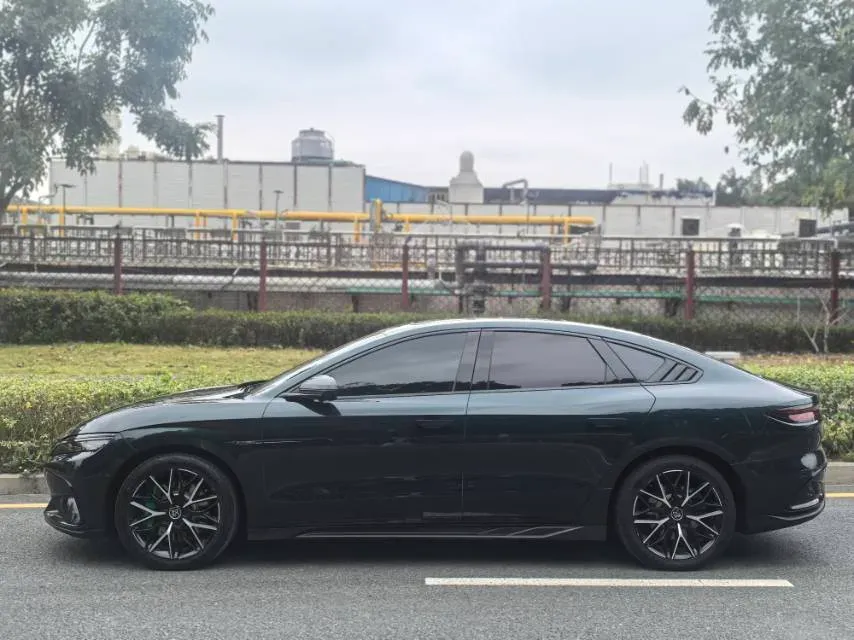 2022 Toyota Highlander 2.5L 192HP L4 E-CVT Hybrid,autocango,china used car exporter,china ev exporter,chinese used car exporter,chinese used ev exporter