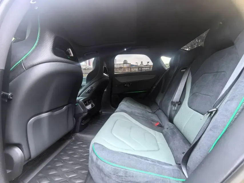 2022 Toyota Highlander 2.5L 192HP L4 E-CVT Hybrid,autocango,china used car exporter,china ev exporter,chinese used car exporter,chinese used ev exporter