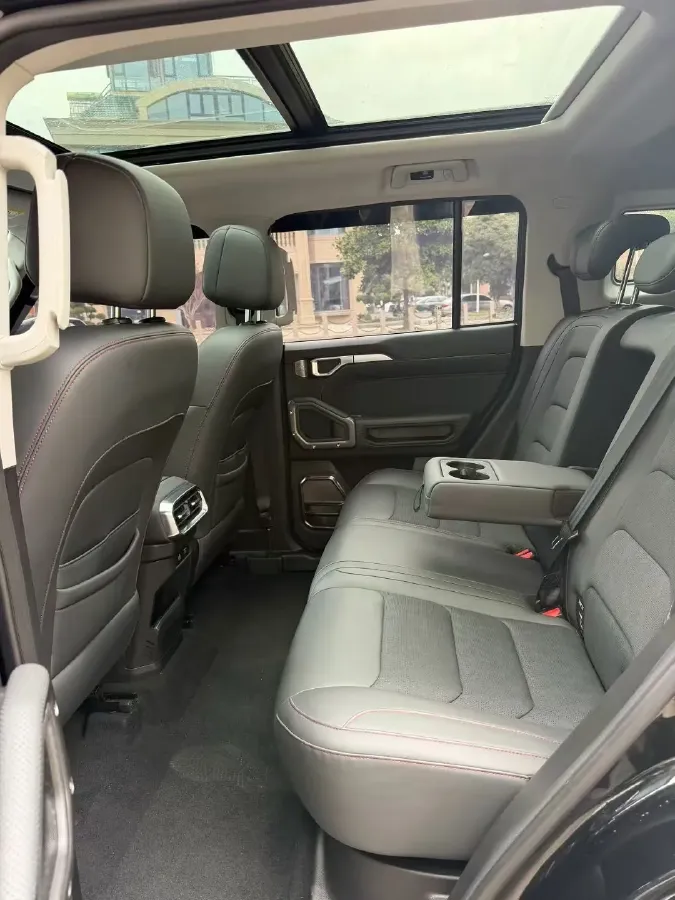 2023 Jetour Traveller 1.5T 184HP L4 7DCT,autocango,china used car exporter,china ev exporter,chinese used car exporter,chinese used ev exporter