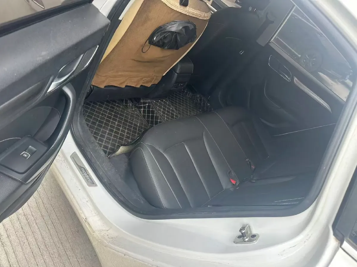 2020 Roewe i6 1.6L 125HP L4 CVT,autocango,china used car exporter,china ev exporter,chinese used car exporter,chinese used ev exporter