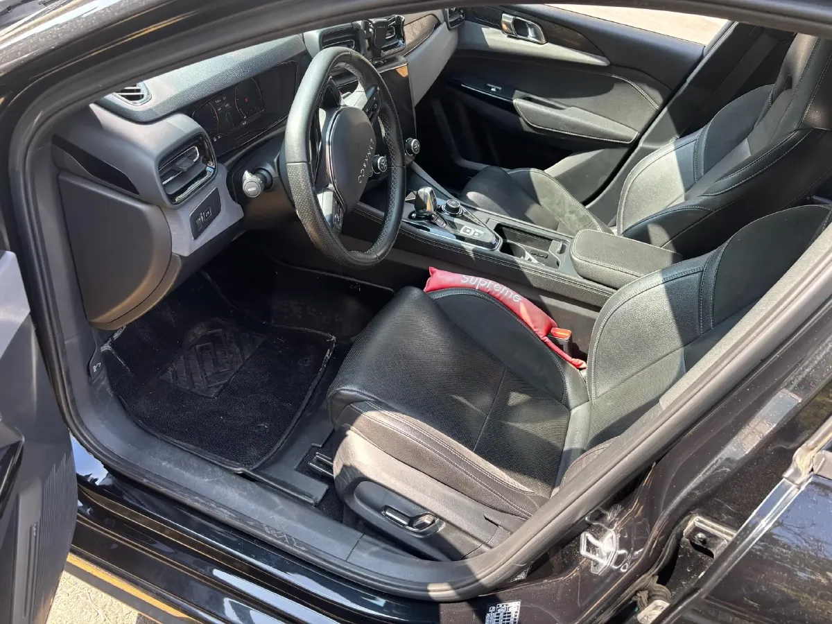 2021 LYNK&CO 03 1.5T 180HP L3 7DCT,autocango,china used car exporter,china ev exporter,chinese used car exporter,chinese used ev exporter