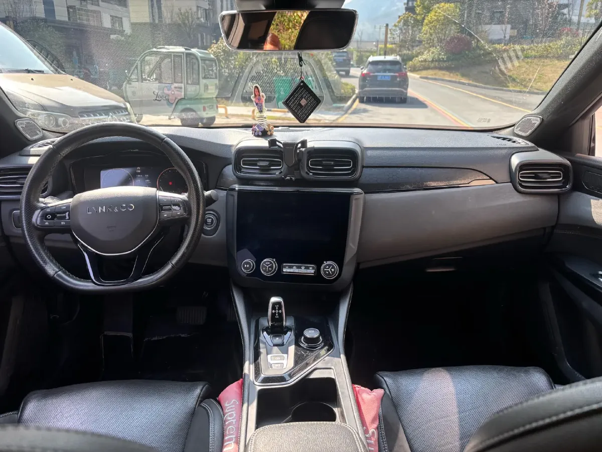 2021 LYNK&CO 03 1.5T 180HP L3 7DCT,autocango,china used car exporter,china ev exporter,chinese used car exporter,chinese used ev exporter