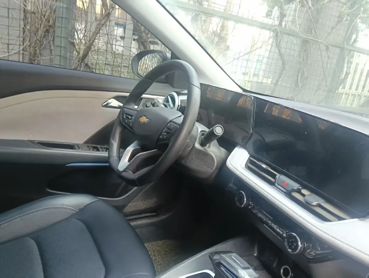 2024 Chevrolet Monza 1.5L 113HP L4 6DCT,autocango,china used car exporter,china ev exporter,chinese used car exporter,chinese used ev exporter