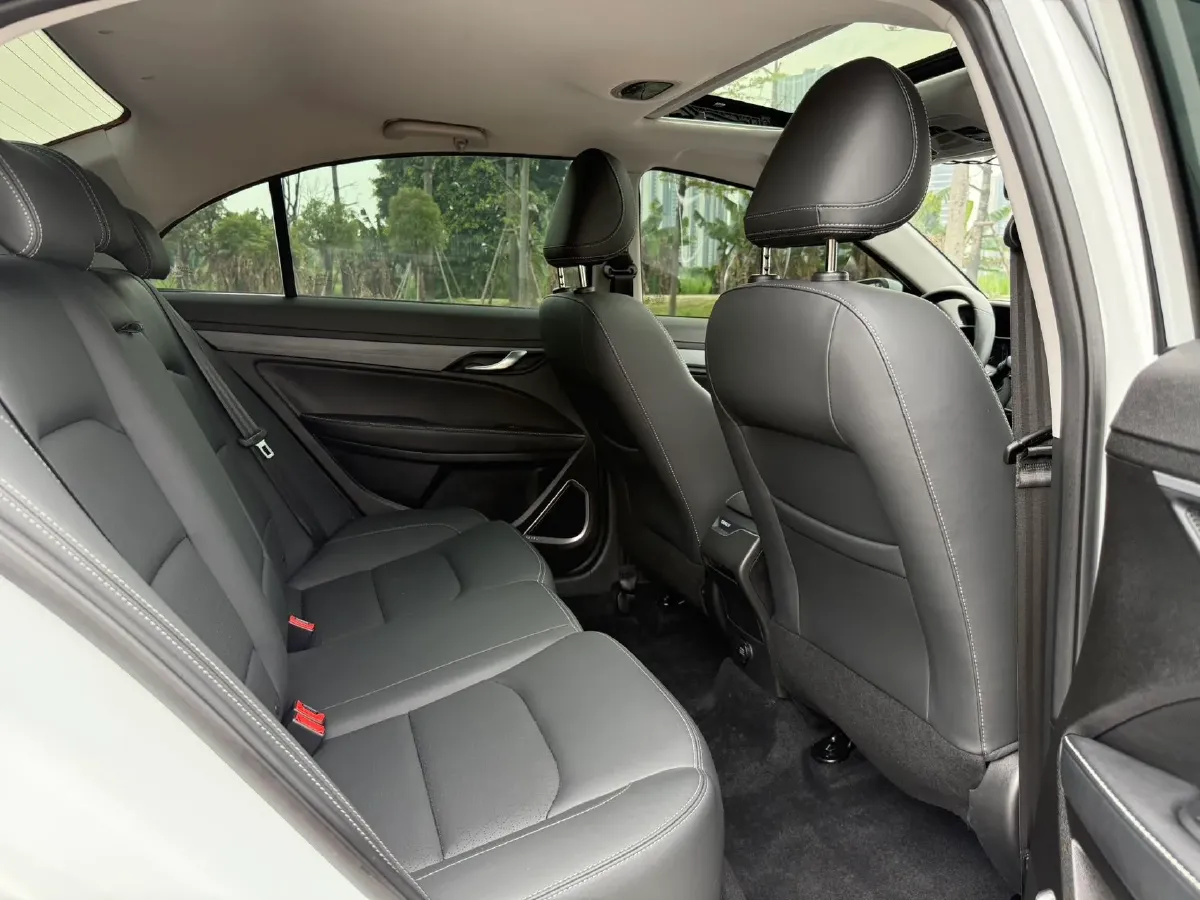 2021 Geely Coolray 1.4T 141HP L4 6MT,autocango,china used car exporter,china ev exporter,chinese used car exporter,chinese used ev exporter