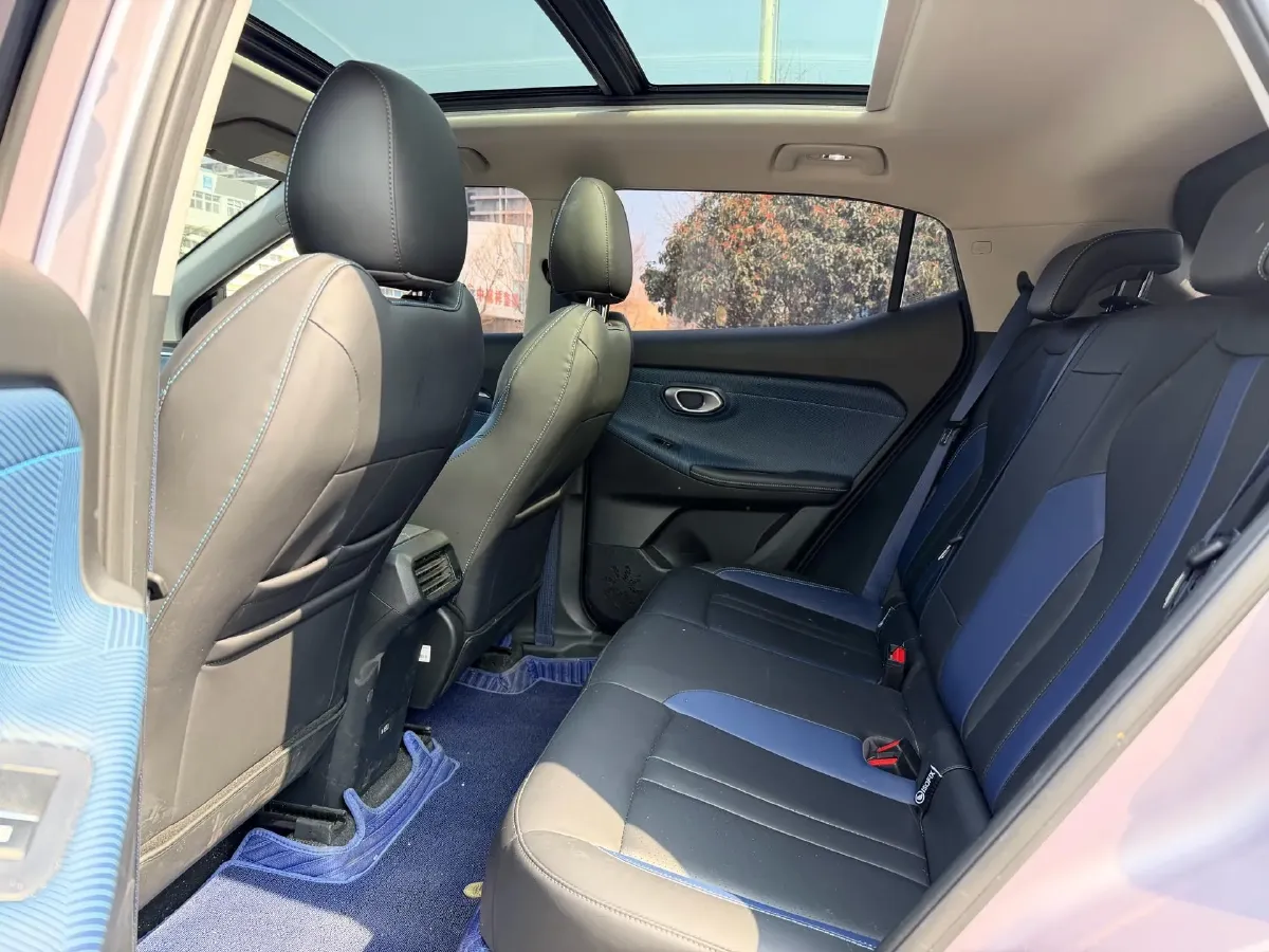 2023 GAC Trumpchi GS3 1.5T 177HP L4 7DCT,autocango,china used car exporter,china ev exporter,chinese used car exporter,chinese used ev exporter