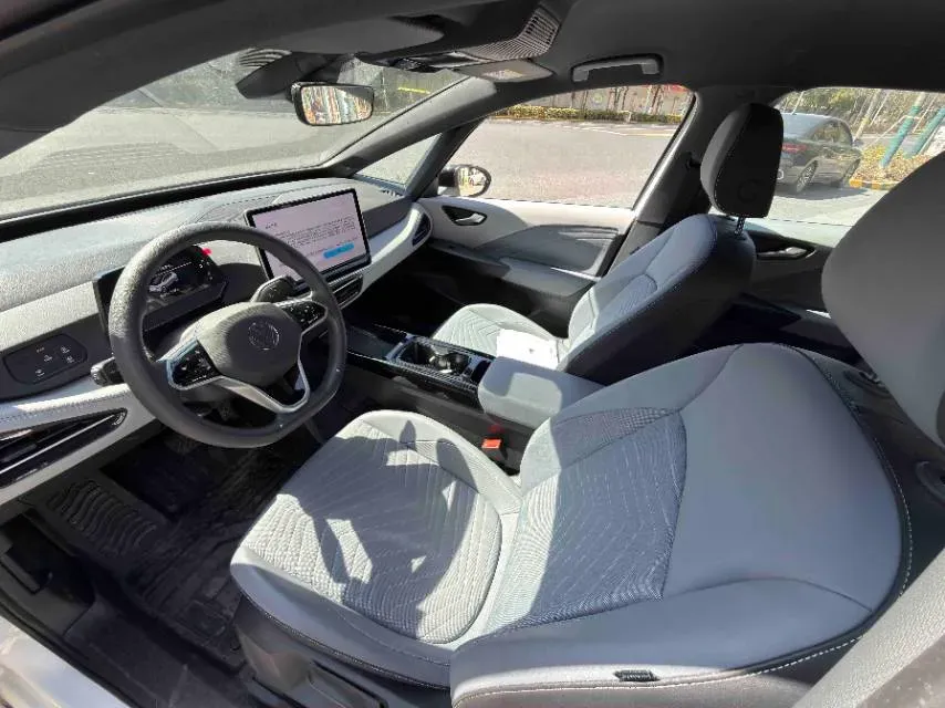 2025 Volkswagen ID.3 BEV 53.6KWH,autocango,china used car exporter,china ev exporter,chinese used car exporter,chinese used ev exporter