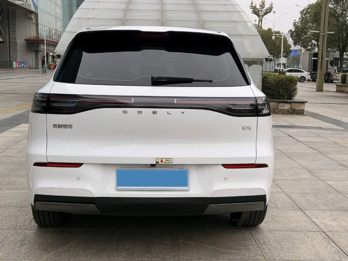 2024 YuanChen Super Van BEV 51KWH,autocango,china used car exporter,china ev exporter,chinese used car exporter,chinese used ev exporter