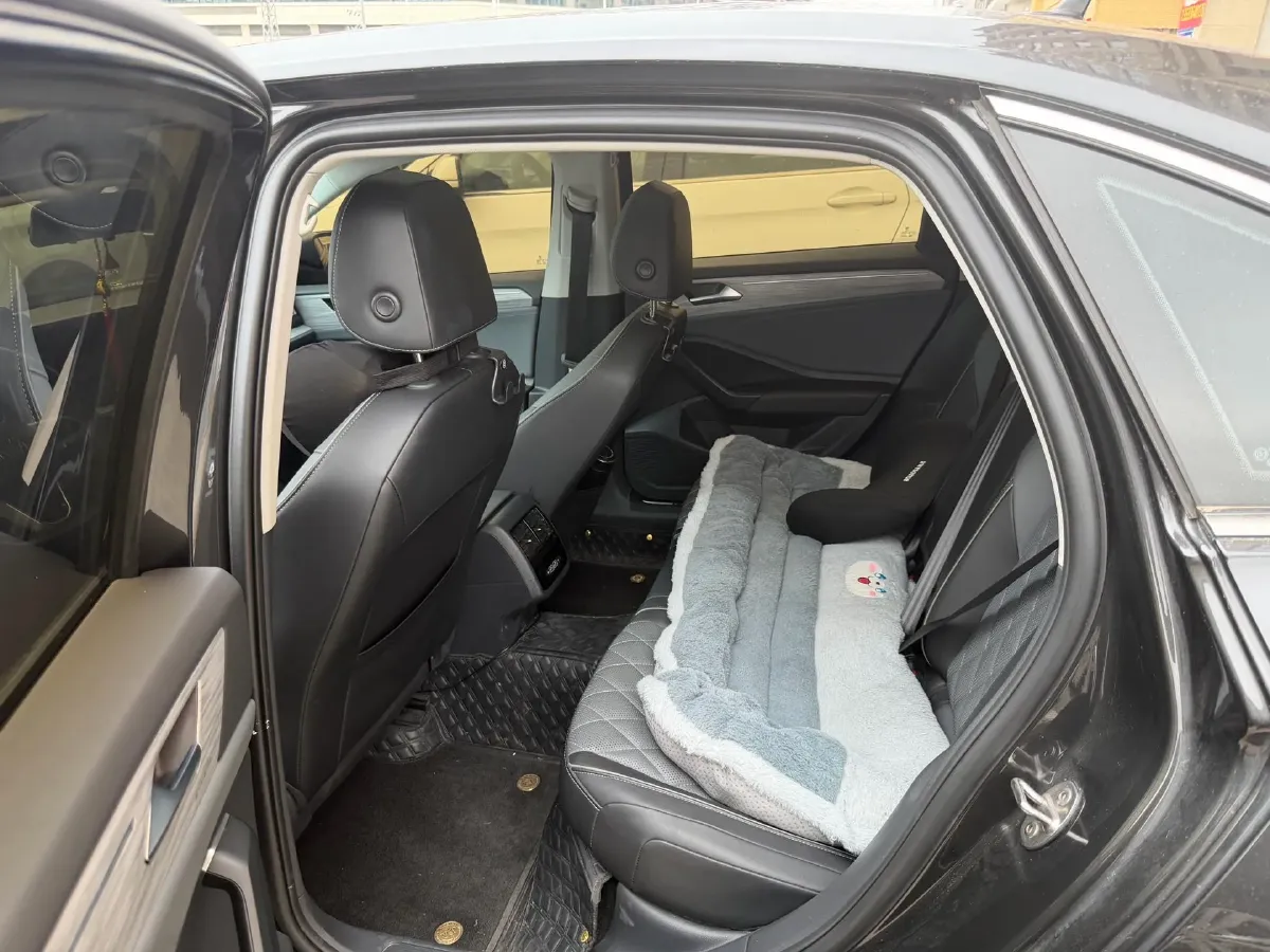 2023 Volkswagen Sagitar 1.5T 160HP L4 7DCT,autocango,china used car exporter,china ev exporter,chinese used car exporter,chinese used ev exporter