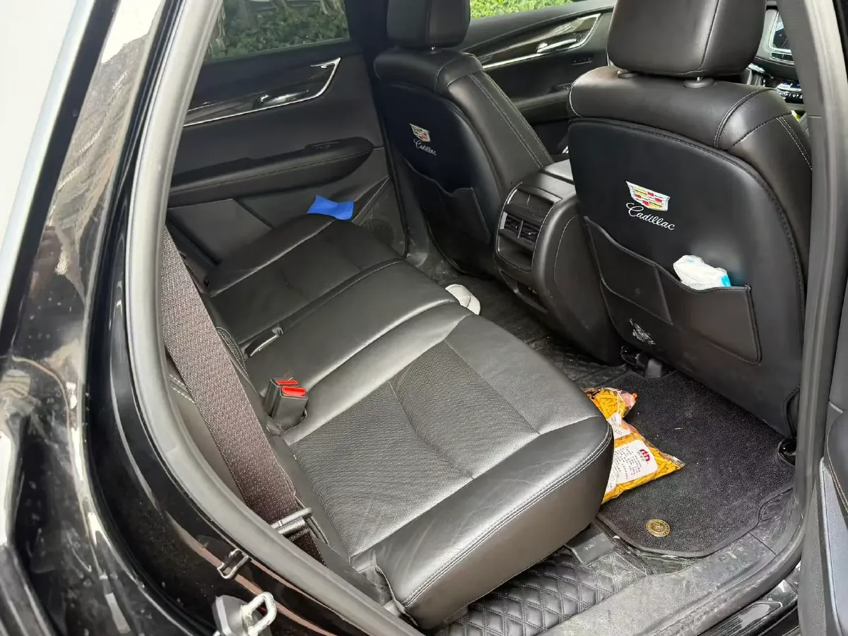 2021 Cadillac XT5 2.0T 237HP L4 9AT,autocango,china used car exporter,china ev exporter,chinese used car exporter,chinese used ev exporter