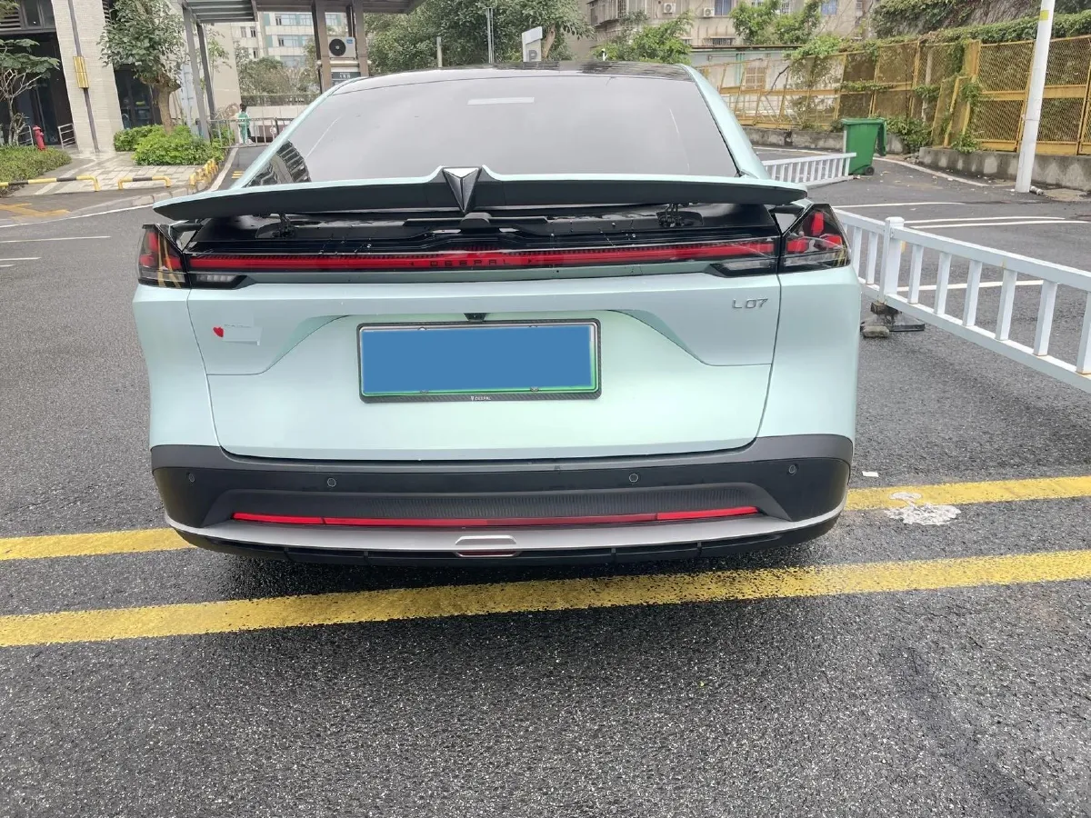 2025 Deepal L07 1.5L 98HP L4 REEV 28.39KWH,autocango,china used car exporter,china ev exporter,chinese used car exporter,chinese used ev exporter