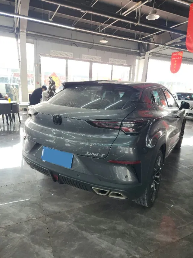 2022 ChangAn UNI-T 1.5T 188HP L4 7DCT,autocango,china used car exporter,china ev exporter,chinese used car exporter,chinese used ev exporter
