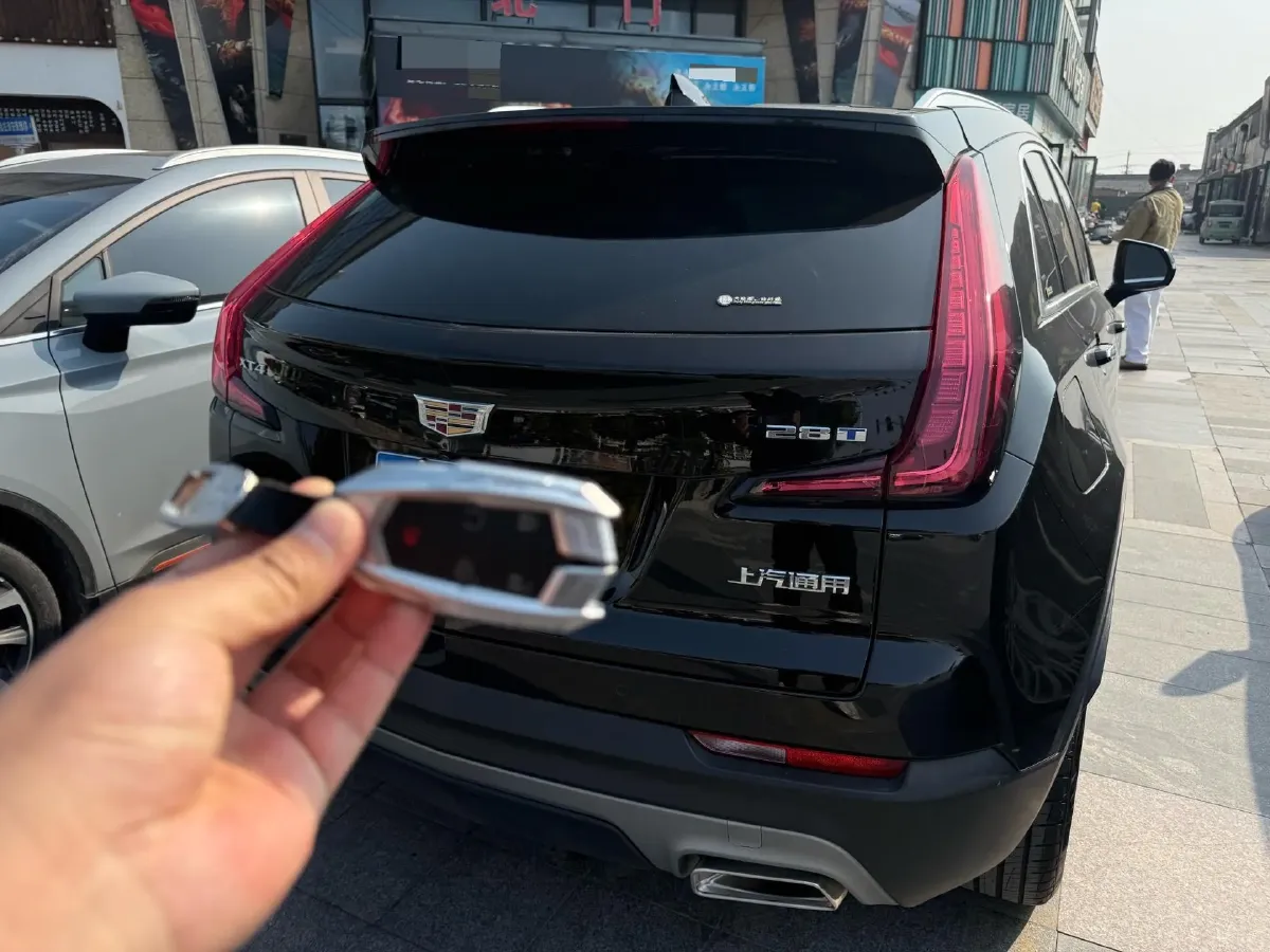 2023 Cadillac XT4 2.0T 237HP L4 9AT,autocango,china used car exporter,china ev exporter,chinese used car exporter,chinese used ev exporter