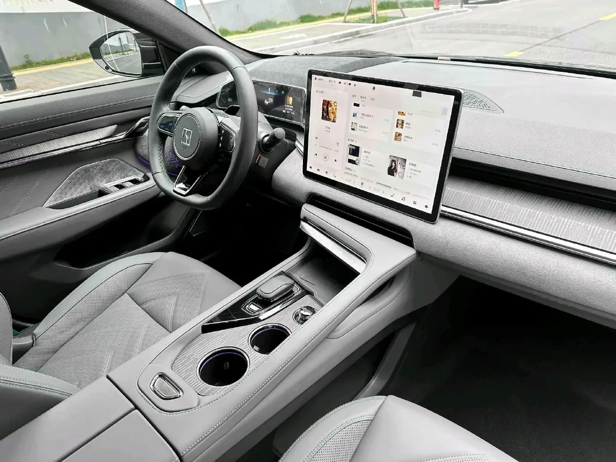 2023 Zeekr 001 BEV 100KWH,autocango,china used car exporter,china ev exporter,chinese used car exporter,chinese used ev exporter