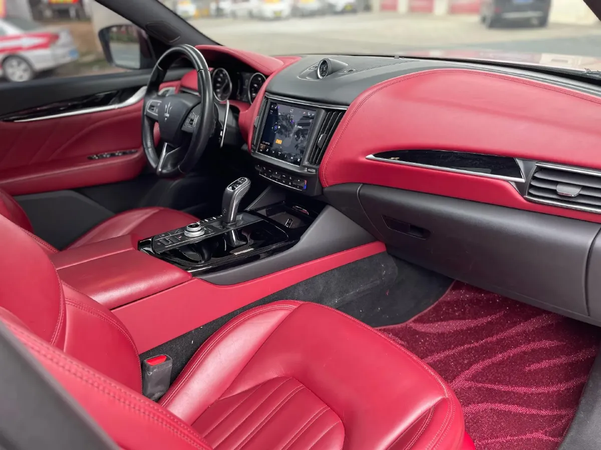 2021 Maserati Levante 3.0T 350HP V6 8AT,autocango,china used car exporter,china ev exporter,chinese used car exporter,chinese used ev exporter