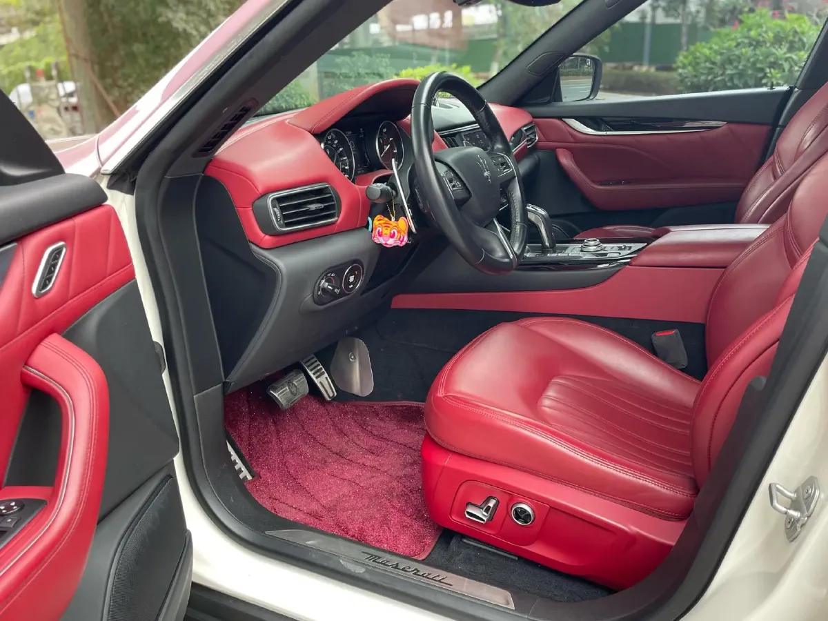 2021 Maserati Levante 3.0T 350HP V6 8AT,autocango,china used car exporter,china ev exporter,chinese used car exporter,chinese used ev exporter