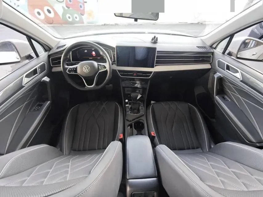2023 Volkswagen Tiguan L 1.5T 160HP L4 7DCT,autocango,china used car exporter,china ev exporter,chinese used car exporter,chinese used ev exporter