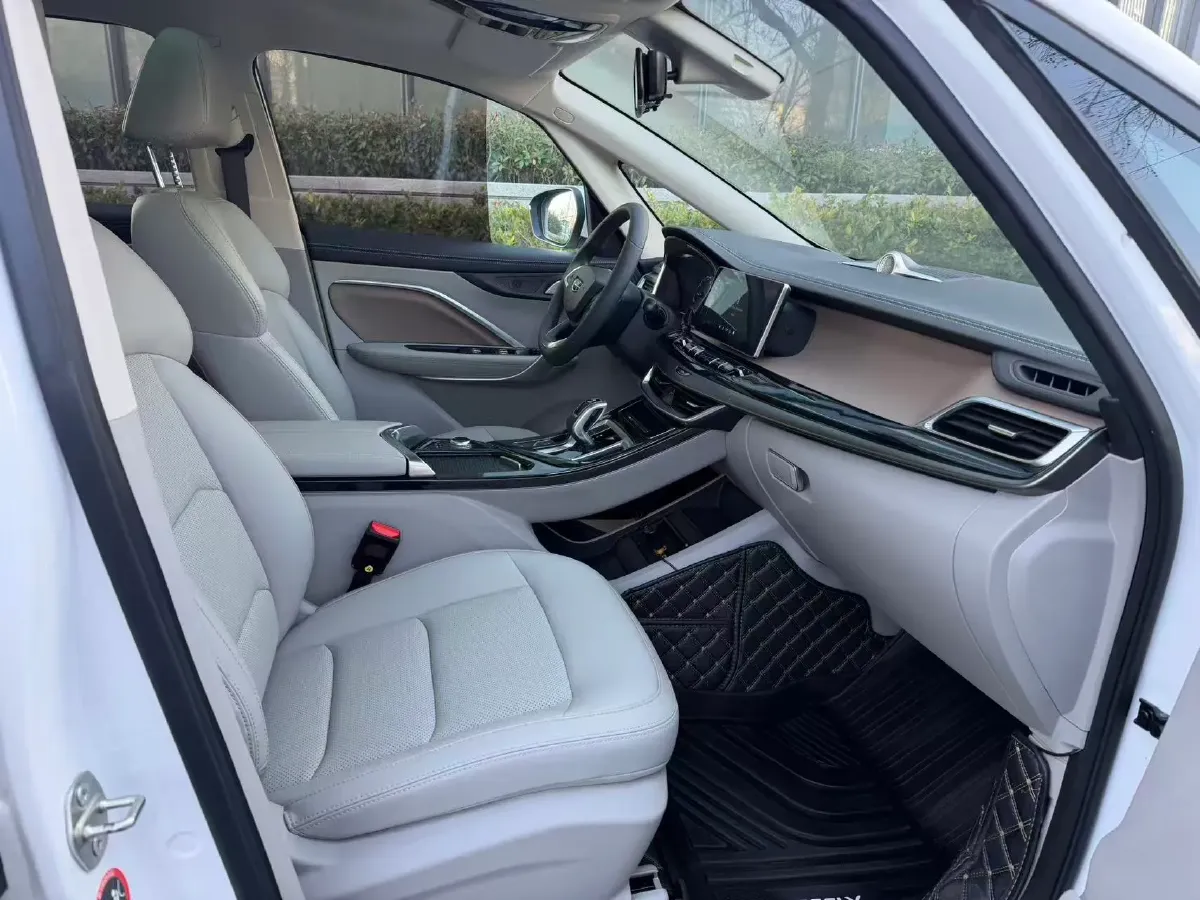 2019 Geely JiaJi 1.8T 184HP L4 6AT,autocango,china used car exporter,china ev exporter,chinese used car exporter,chinese used ev exporter