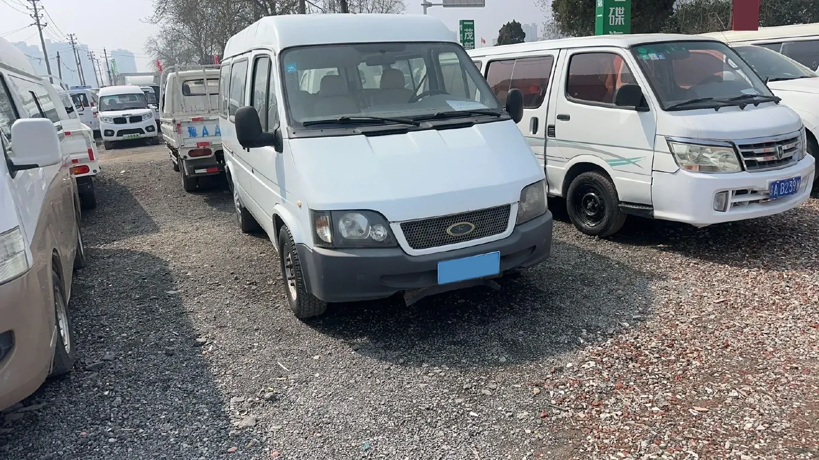 2019 MAXUS XinTu V80 2.5T 136HP L4 6MT,autocango,china used car exporter,china ev exporter,chinese used car exporter,chinese used ev exporter