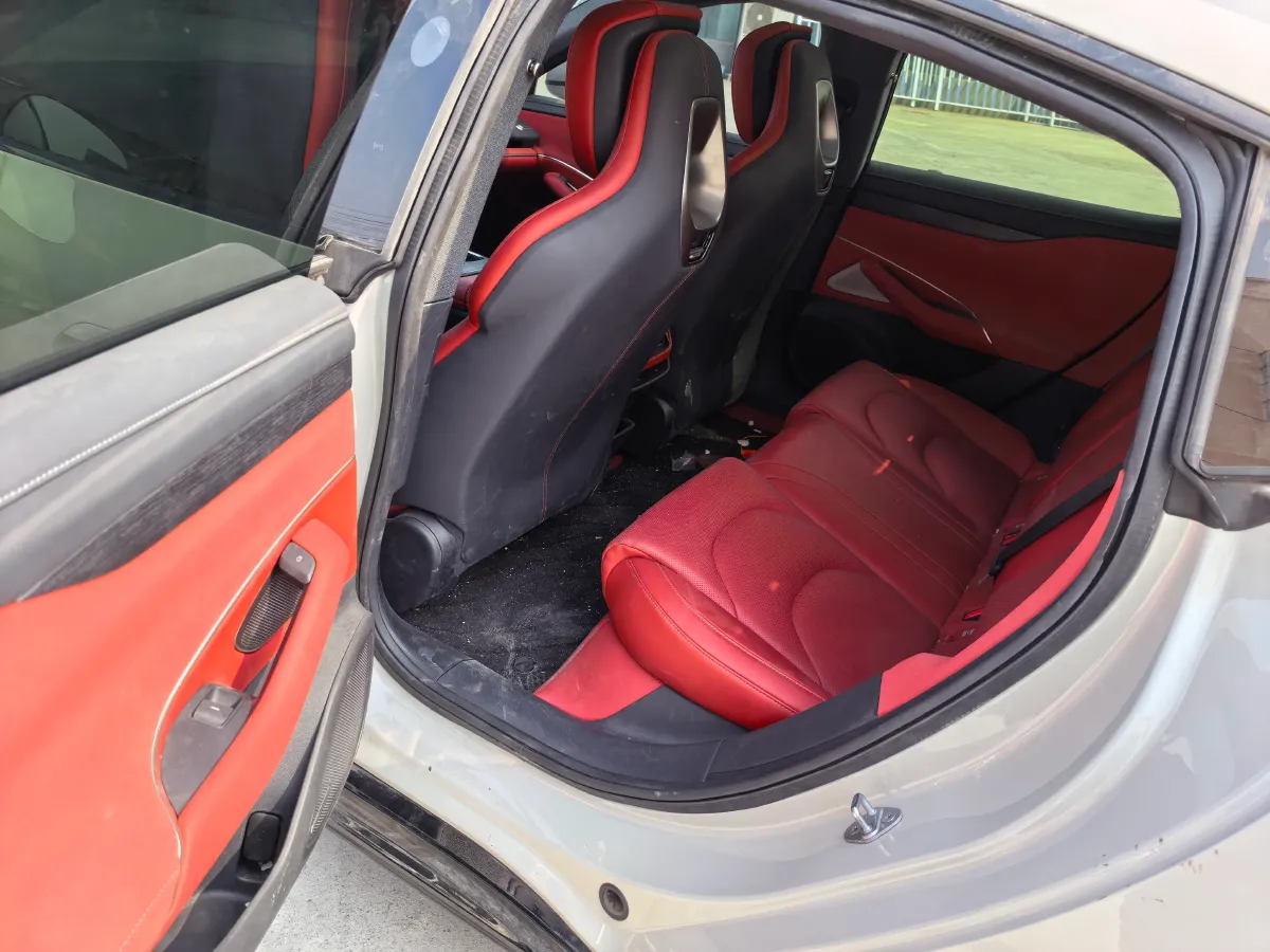 2024 MI SU7 BEV 73.6KWH,autocango,china used car exporter,china ev exporter,chinese used car exporter,chinese used ev exporter