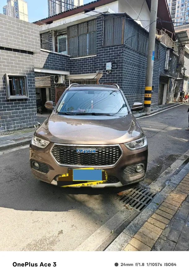 2017 Haval H2 1.5T 150HP L4 6MT,autocango,china used car exporter,china ev exporter,chinese used car exporter,chinese used ev exporter