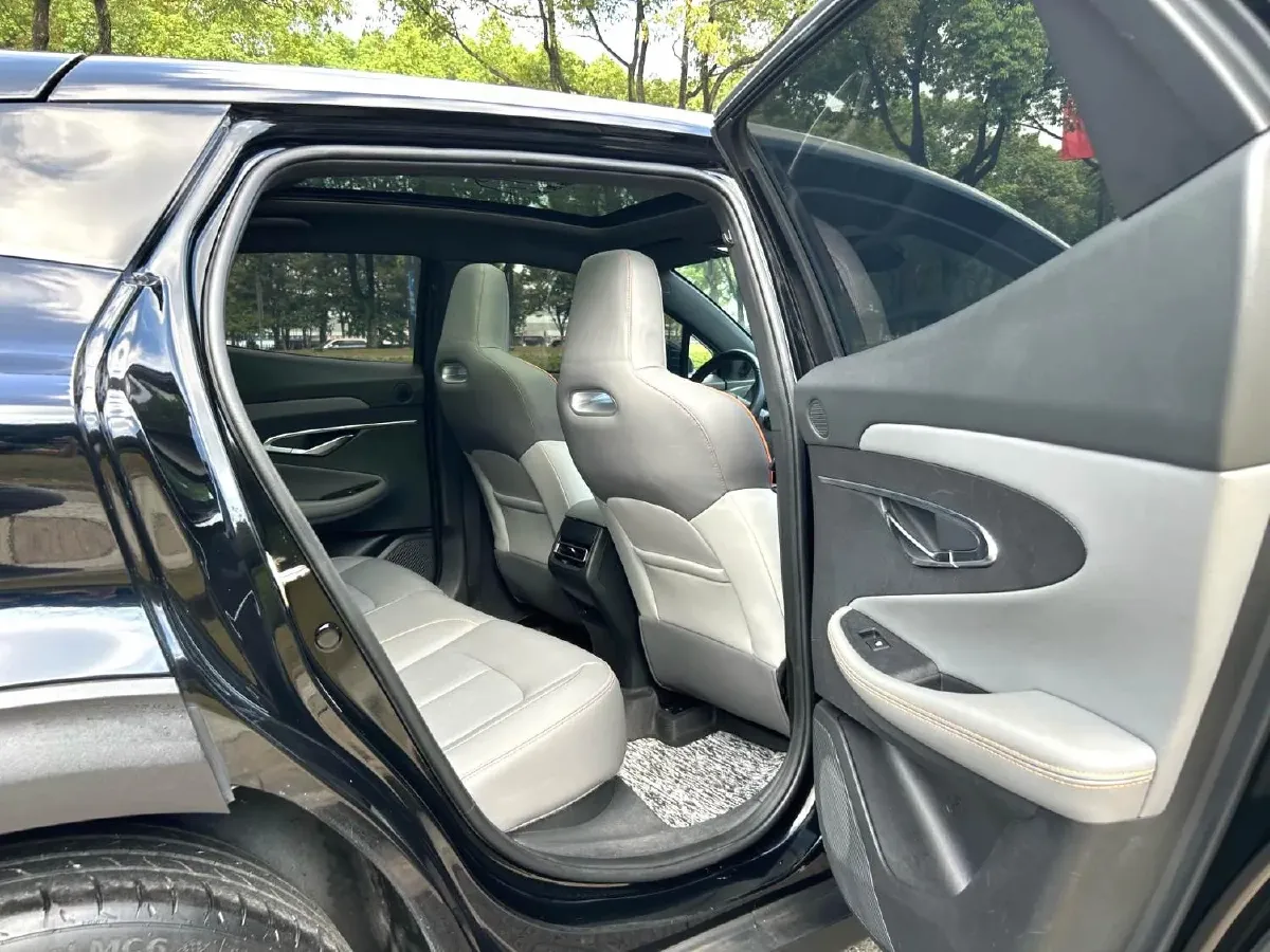 2022 ChangAn UNI-T 1.5T 188HP L4 7DCT,autocango,china used car exporter,china ev exporter,chinese used car exporter,chinese used ev exporter