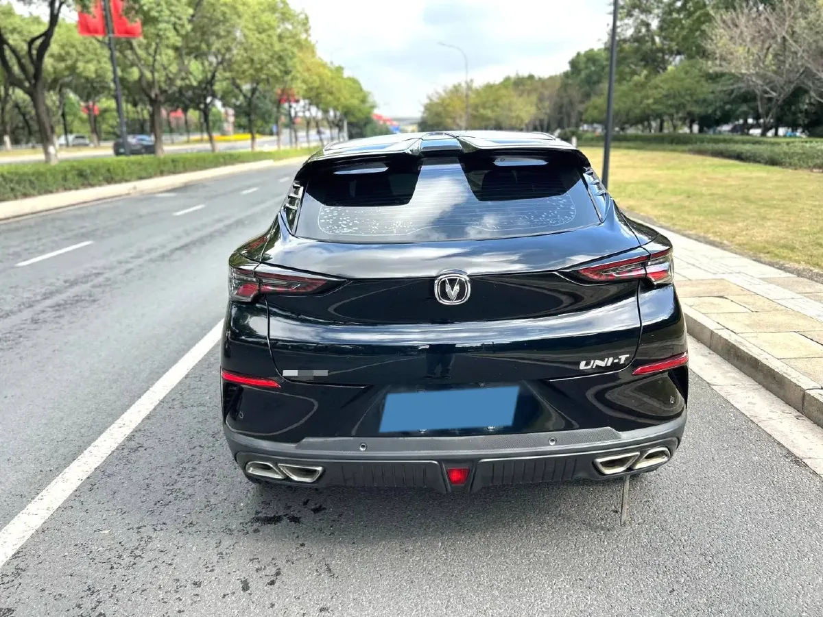 2022 ChangAn UNI-T 1.5T 188HP L4 7DCT,autocango,china used car exporter,china ev exporter,chinese used car exporter,chinese used ev exporter