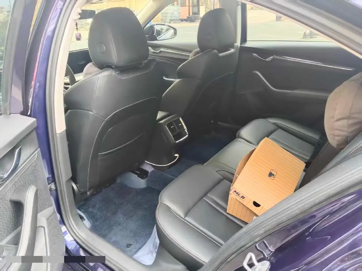 2021 Skoda Octavia 1.4T 150HP L4 7DCT,autocango,china used car exporter,china ev exporter,chinese used car exporter,chinese used ev exporter