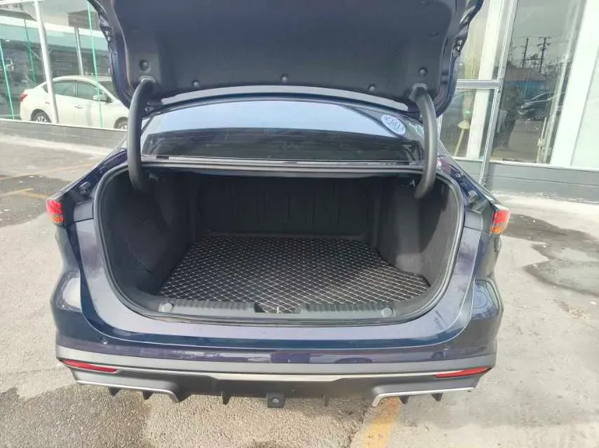 2023 Geely Galaxy L6 1.5T 163HP L4 3DHT PHEV,autocango,china used car exporter,china ev exporter,chinese used car exporter,chinese used ev exporter