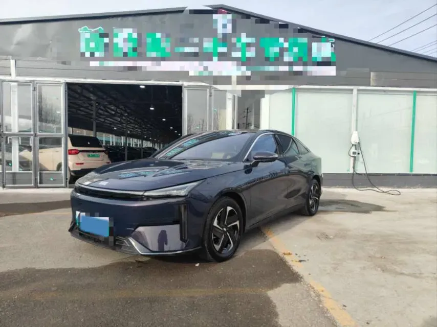 2023 Geely Galaxy L6 1.5T 163HP L4 3DHT PHEV,autocango,china used car exporter,china ev exporter,chinese used car exporter,chinese used ev exporter
