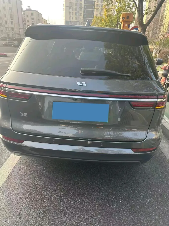 2021 Li ONE Range Extended 131HP REEV 40.5KWH,autocango,china used car exporter,china ev exporter,chinese used car exporter,chinese used ev exporter