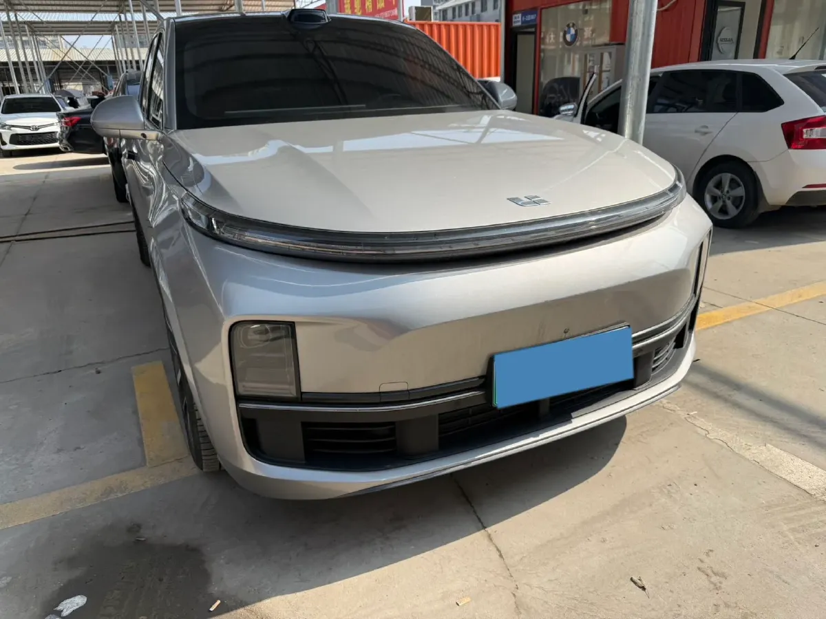 2022 Li L9 Range Extended 154HP REEV 42.6KWH,autocango,china used car exporter,china ev exporter,chinese used car exporter,chinese used ev exporter