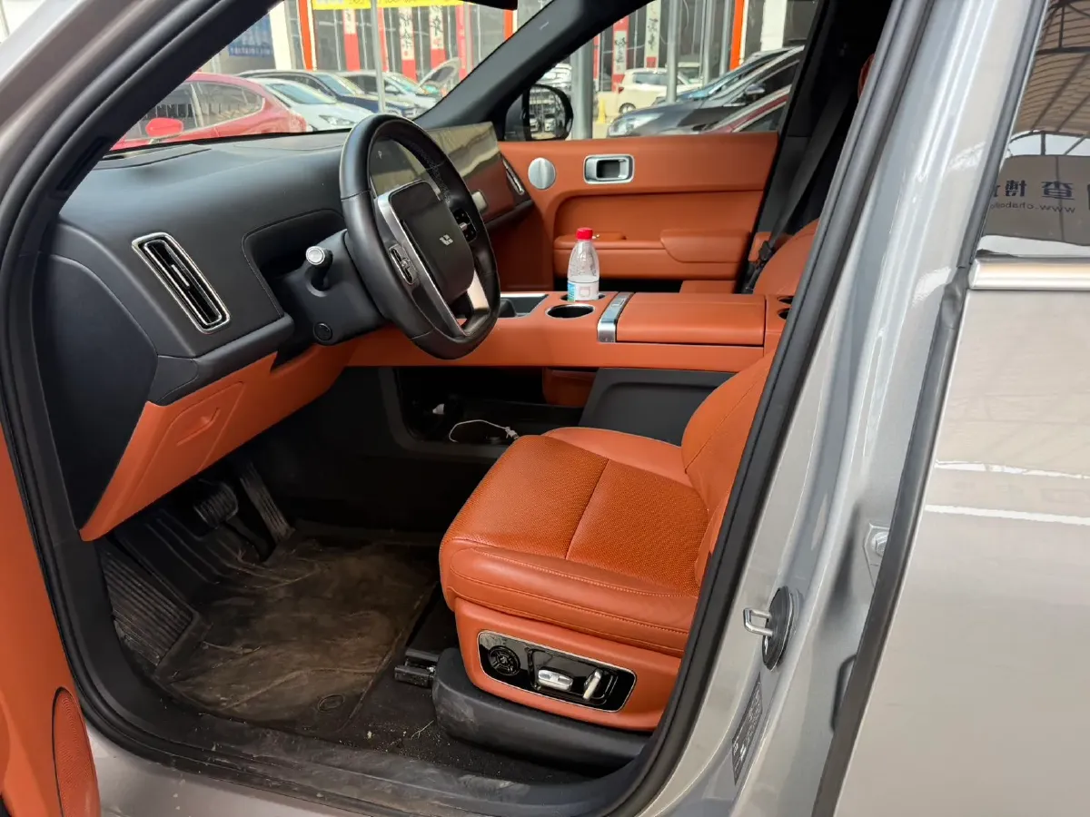 2022 Li L9 Range Extended 154HP REEV 42.6KWH,autocango,china used car exporter,china ev exporter,chinese used car exporter,chinese used ev exporter