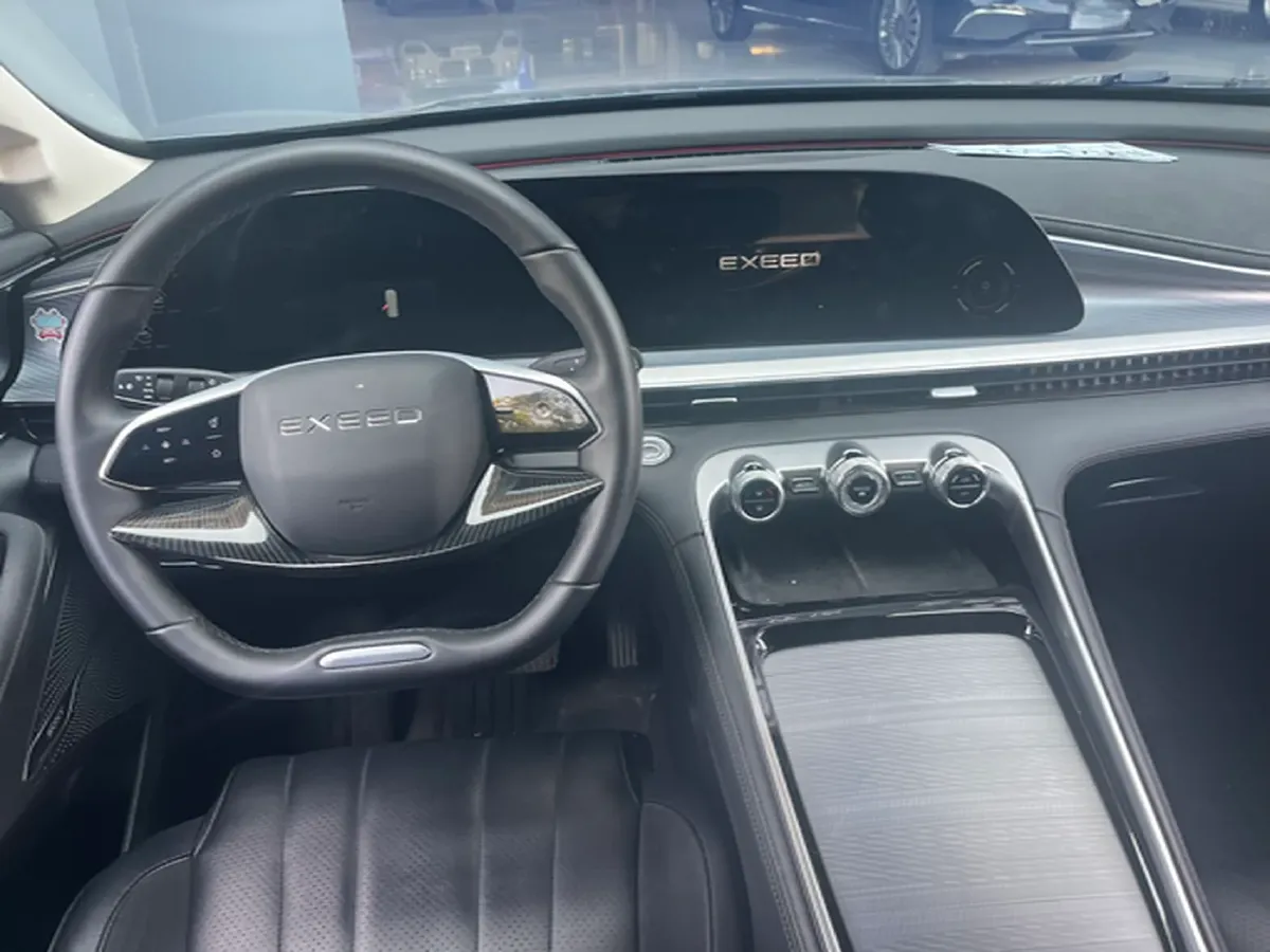 2024 Exceed TXL 2.0T 261HP L4 8AT,autocango,china used car exporter,china ev exporter,chinese used car exporter,chinese used ev exporter