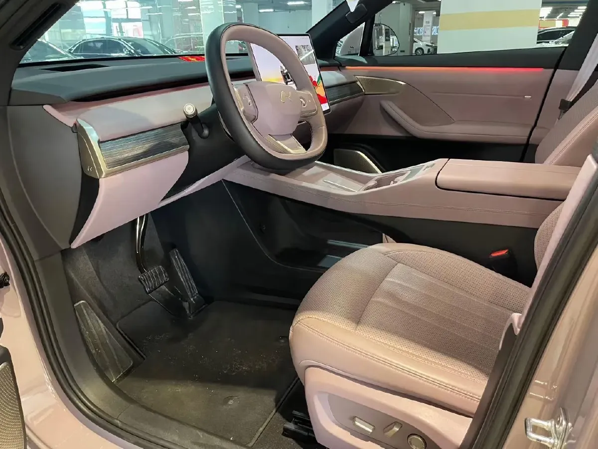 2024 ONVO L60 BEV 60KWH,autocango,china used car exporter,china ev exporter,chinese used car exporter,chinese used ev exporter