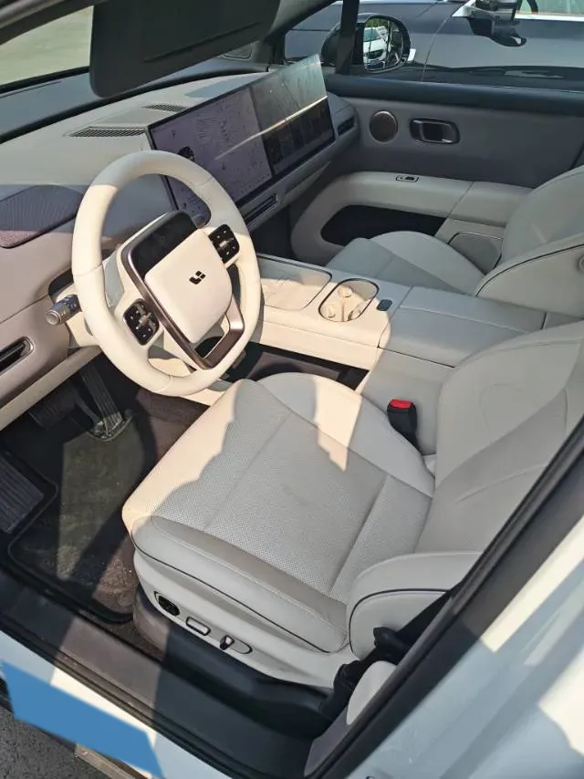 2025 Li i6 BEV,autocango,china used car exporter,china ev exporter,chinese used car exporter,chinese used ev exporter