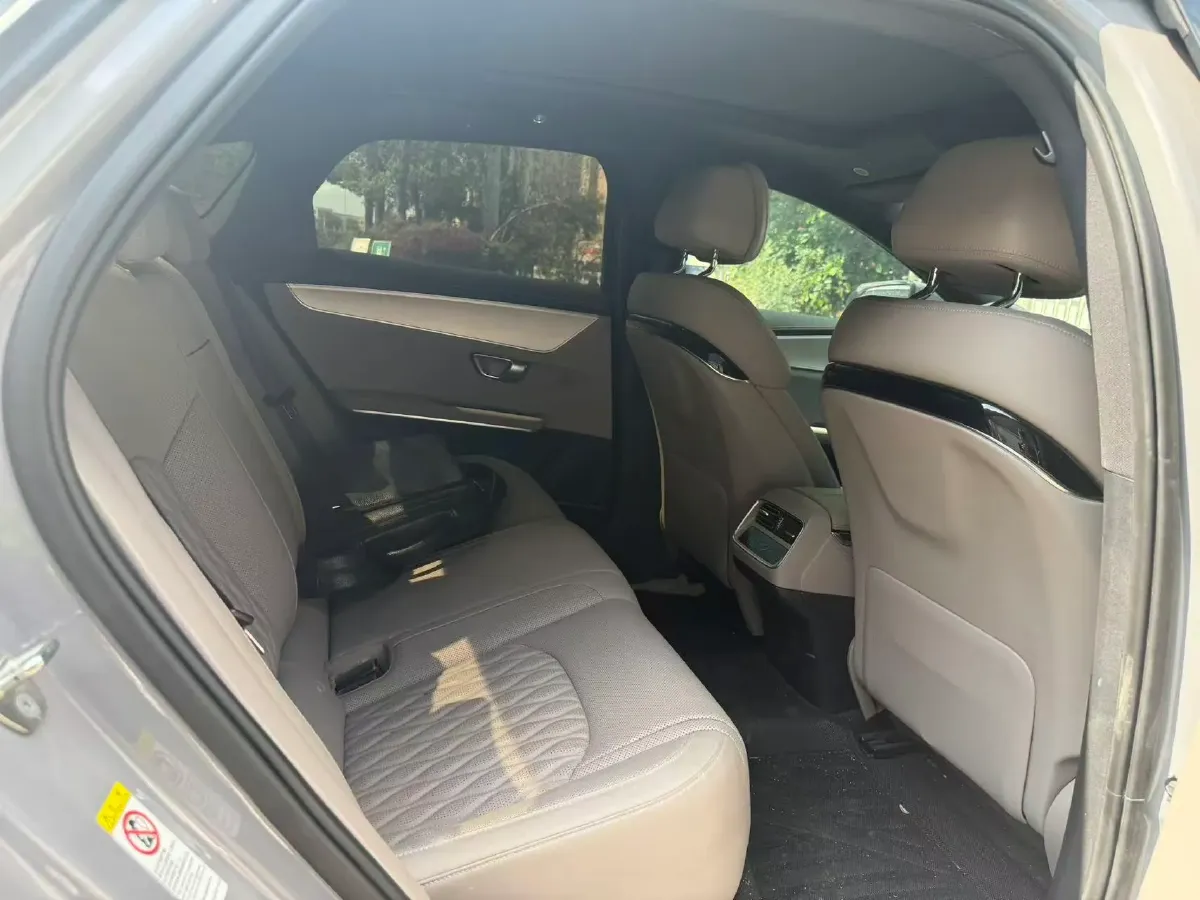 2025 BYD Han 1.5T 156HP L4 E-CVT PHEV,autocango,china used car exporter,china ev exporter,chinese used car exporter,chinese used ev exporter