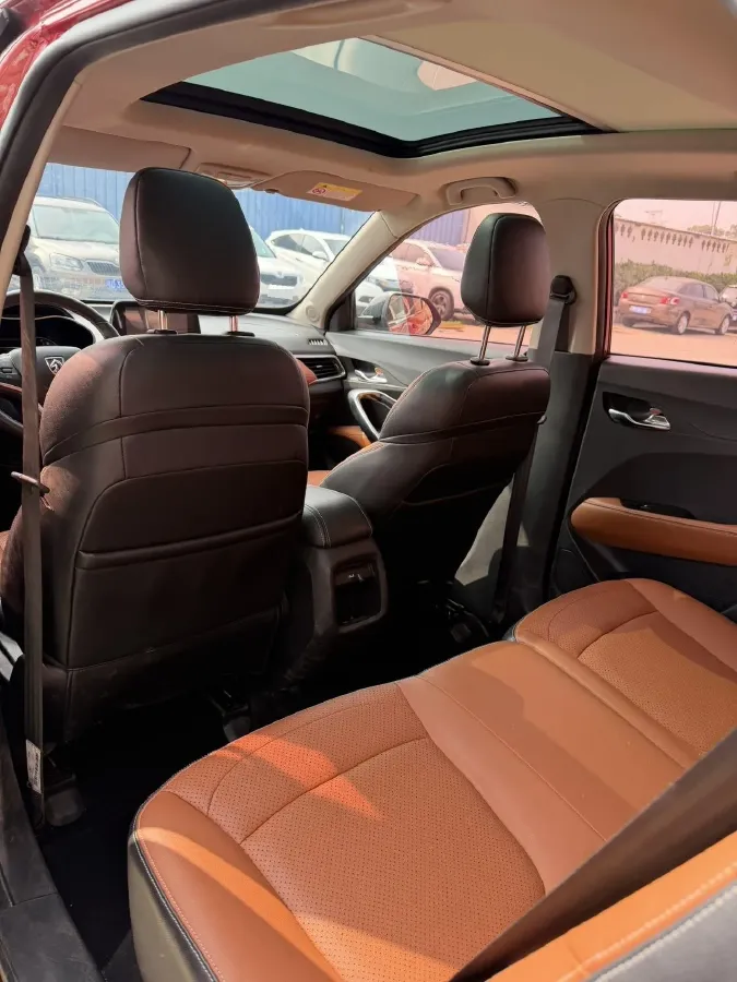 2019 BaoJun 510 1.5L 105HP L4 6MT,autocango,china used car exporter,china ev exporter,chinese used car exporter,chinese used ev exporter