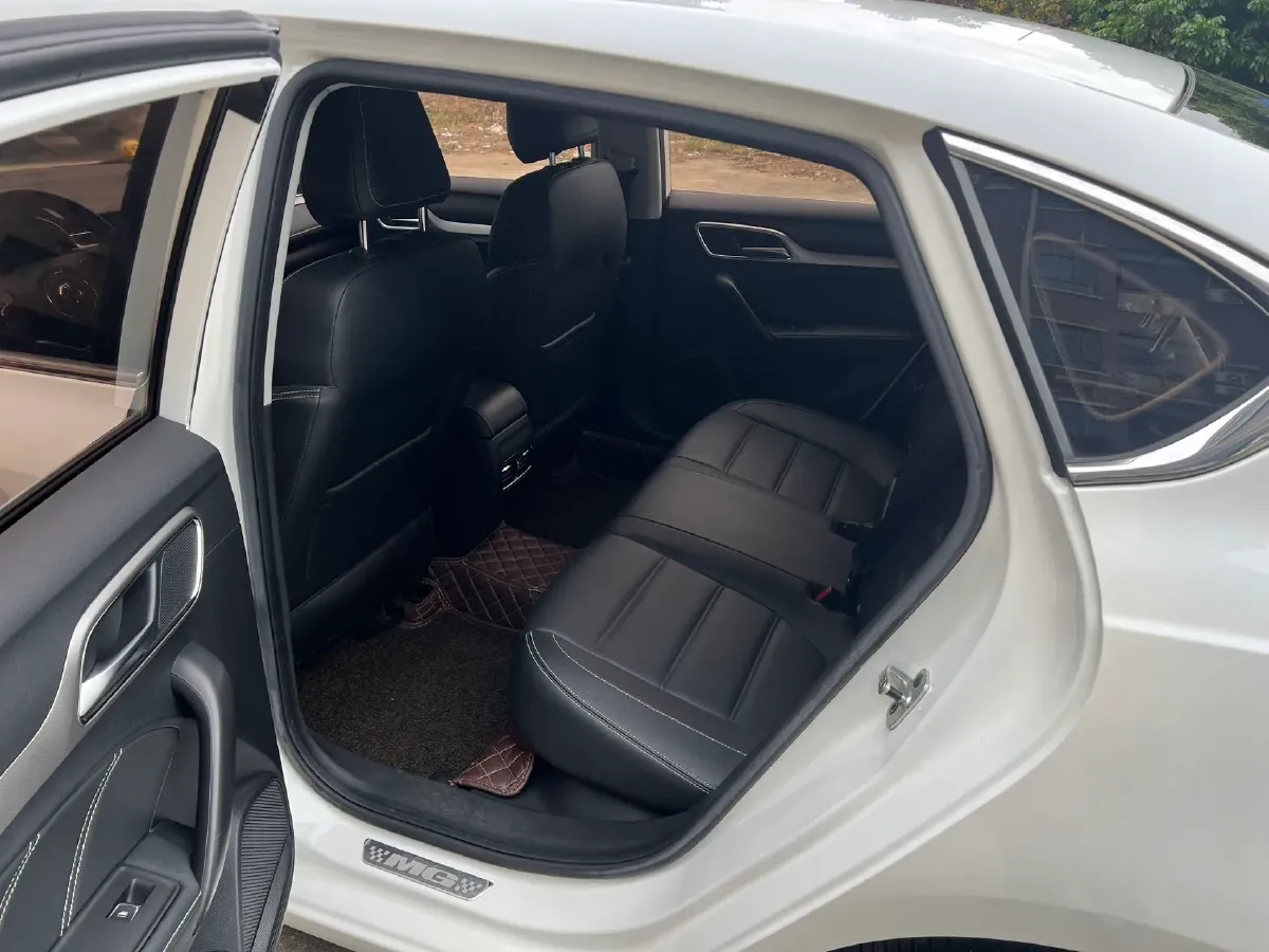 2019 MAXUS XinTu V80 2.5T 136HP L4 6AMT,autocango,china used car exporter,china ev exporter,chinese used car exporter,chinese used ev exporter