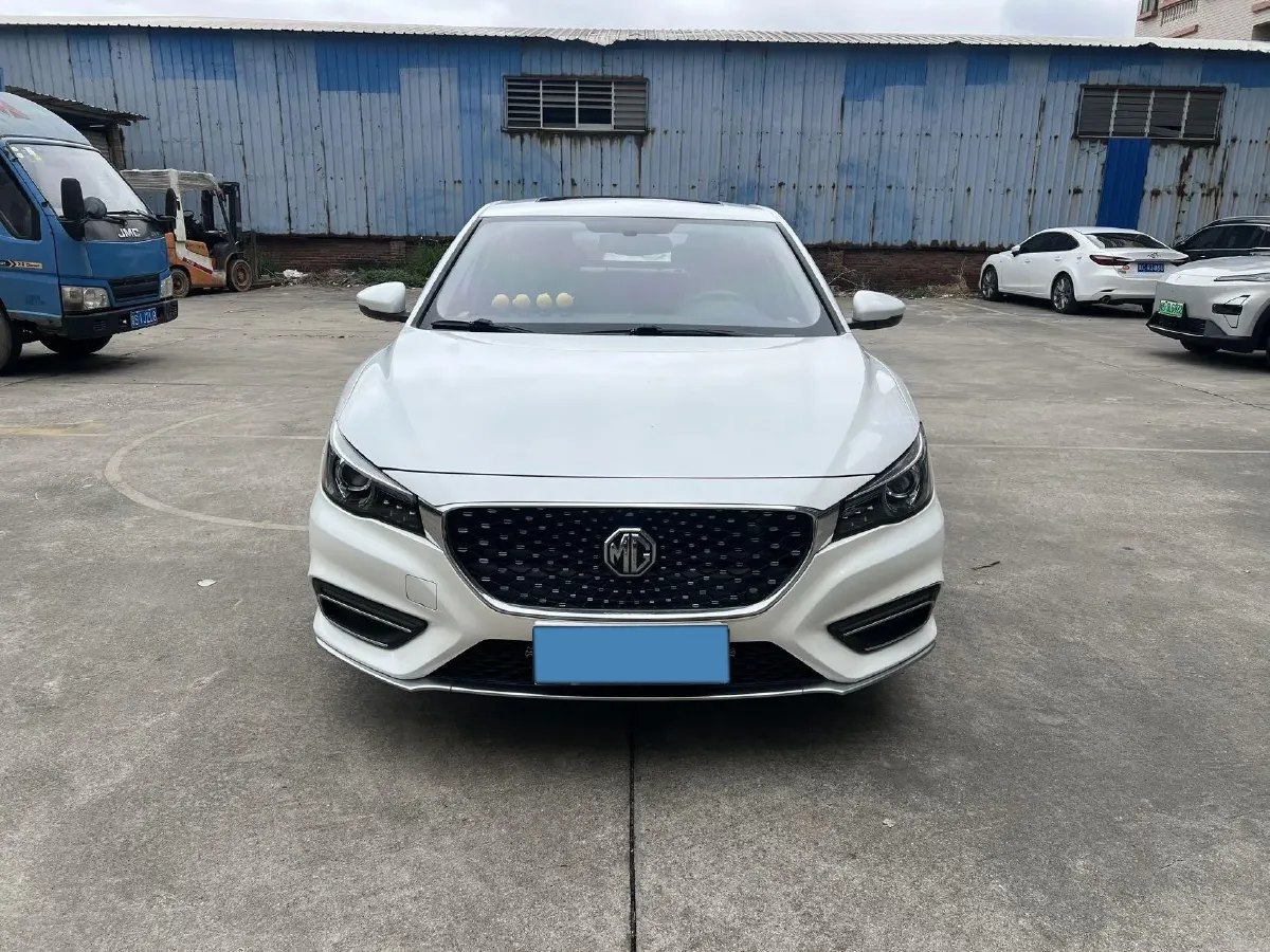 2019 MAXUS XinTu V80 2.5T 136HP L4 6AMT,autocango,china used car exporter,china ev exporter,chinese used car exporter,chinese used ev exporter