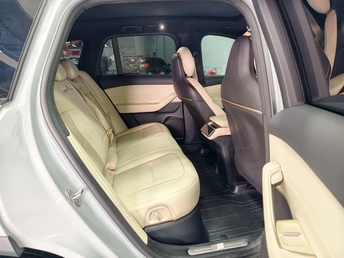 2023 NIO ES6 BEV 75KWH,autocango,china used car exporter,china ev exporter,chinese used car exporter,chinese used ev exporter