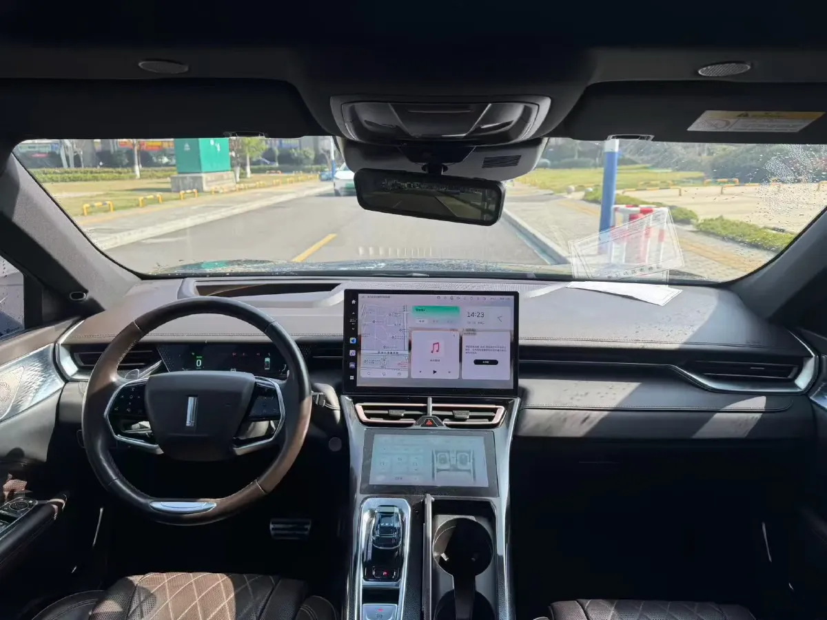 2021 MINI MINI 1.5T 102HP L3 7DCT,autocango,china used car exporter,china ev exporter,chinese used car exporter,chinese used ev exporter